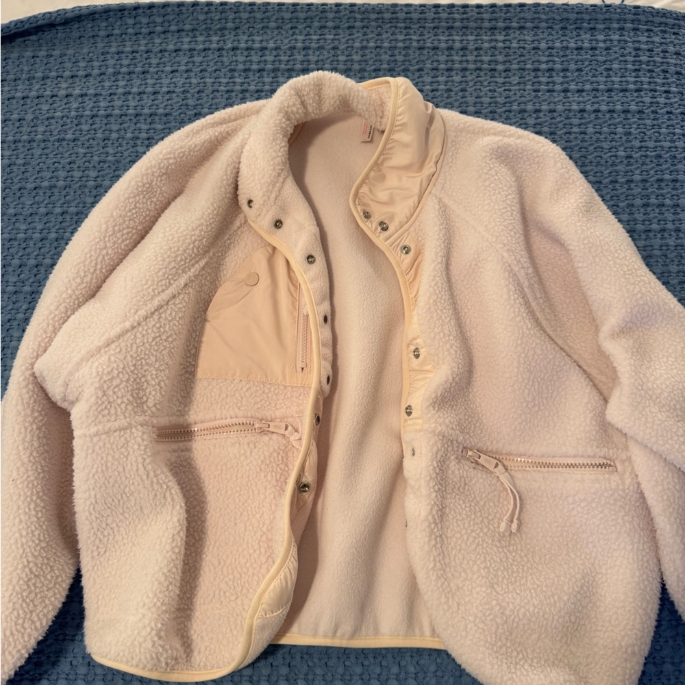 Free people hit the slopes fleece